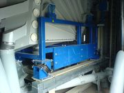 Accessories for screening machines, screening equipment and vibrating screen for fractioning and bulk material handling
